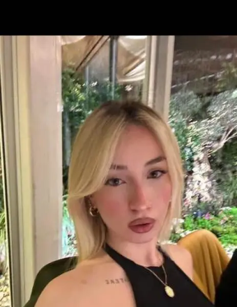 ÜMRANİYE Escort BERNA - Gerçek Fotoğraflı Doğrulanmış Profil ÜMRANİYE VIP Escort BERNA - Doğrulanmış Model